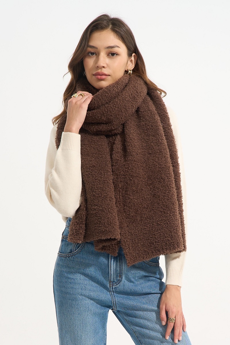 Bufanda con tejido rizado