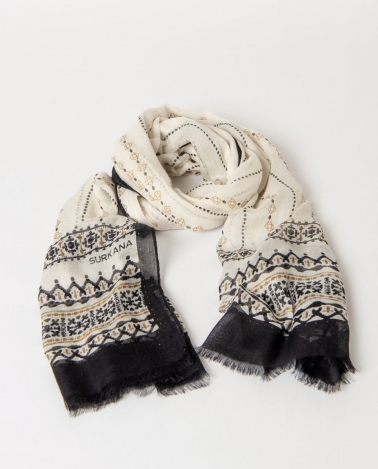 Pañuelo rectangular estampado negro