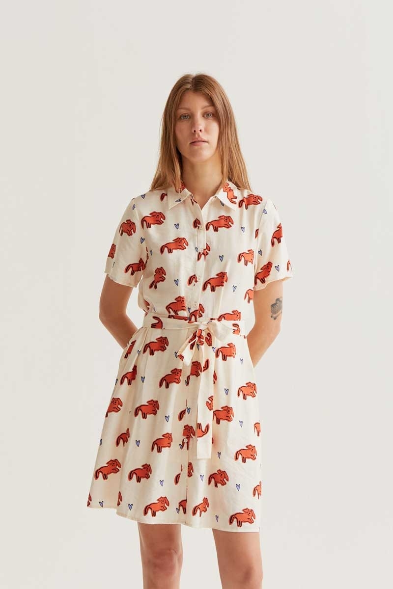 Vestido9 corto con estampado Tochi