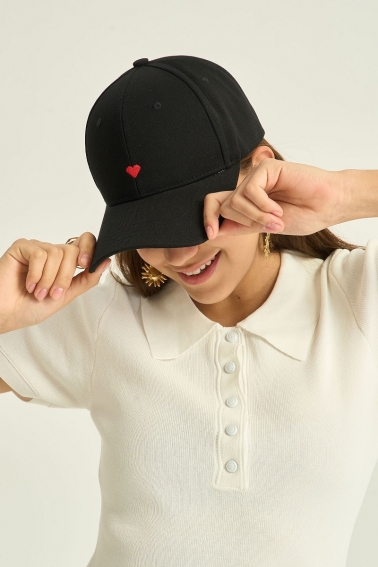 Gorra corazón colores varios