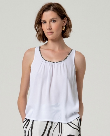 Top tirantes con fornitura en escote Blanco