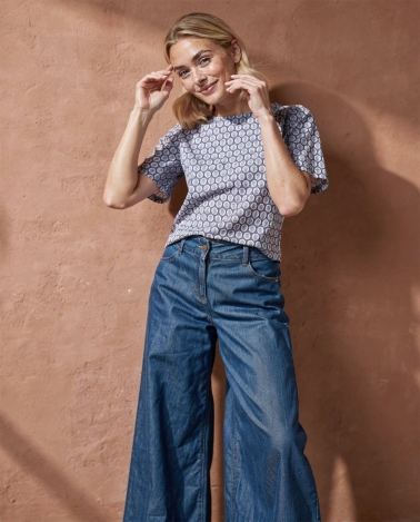 Camiseta estampada cuello barca Azul